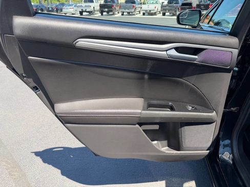 Used 2014 Ford Fusion Titanium FWD image 15