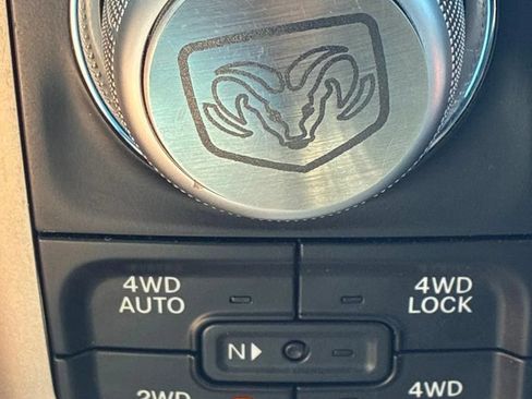 Used 2015 RAM 1500 Laramie w/ Convenience Group AWD/4WD image 8
