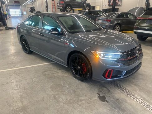 Used 2024 Volkswagen Jetta GLI 40th Anniversary Edition image 3