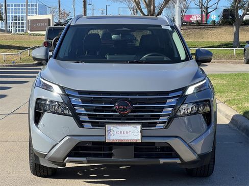 Certified 2025 Nissan Rogue SL w/ Tech Package image 7