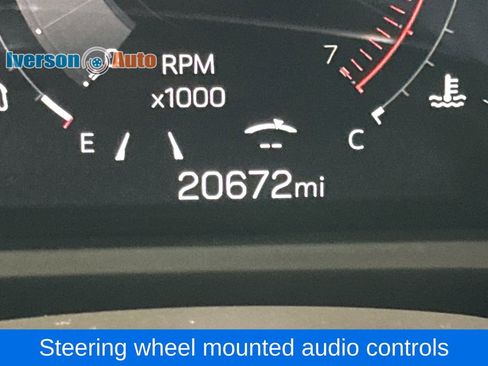 Used 2025 GMC Acadia Elevation w/ Elevation Premium Package image 21