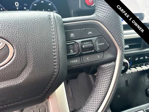 Used 2024 Toyota Tacoma TRD Off-Road w/ TRD Off Road Premium Package AWD/4WD image 9
