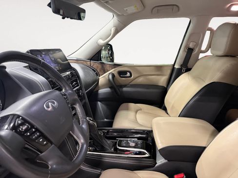 Used 2022 INFINITI QX80 Premium Select w/ All-Season Package RWD image 10