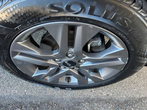 Certified 2023 Kia Seltos S w/ Navigation Package FWD image 38