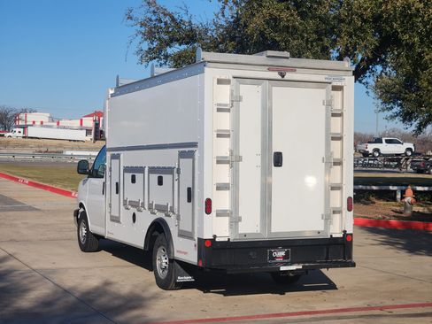 New 2025 Chevrolet Express 3500 w/ Power Convenience Package image 3