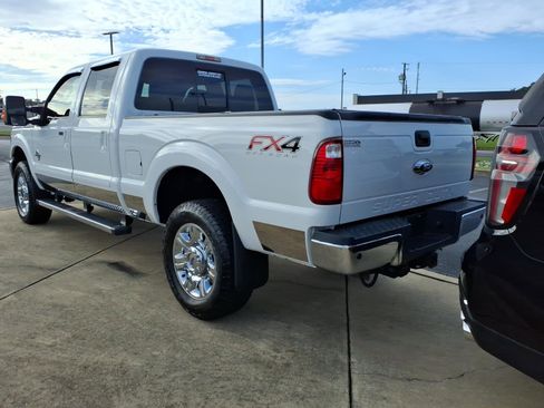 Used 2016 Ford F350 Lariat w/ Lariat Ultimate Package AWD/4WD image 4