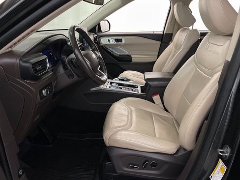 Used 2020 Ford Explorer Platinum image 10
