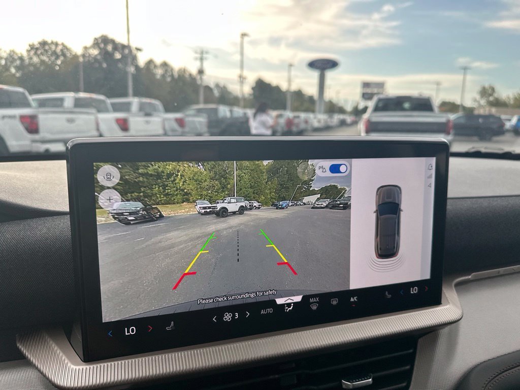 New 2026 Ford Explorer Active RWD image 22