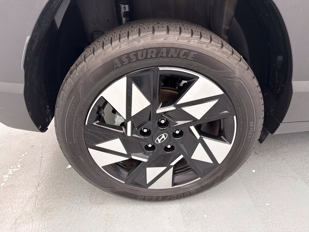 Used 2024 Hyundai Kona SEL AWD/4WD image 11