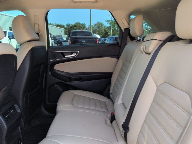 Certified 2024 Ford Edge SEL w/ Convenience Package AWD/4WD image 15
