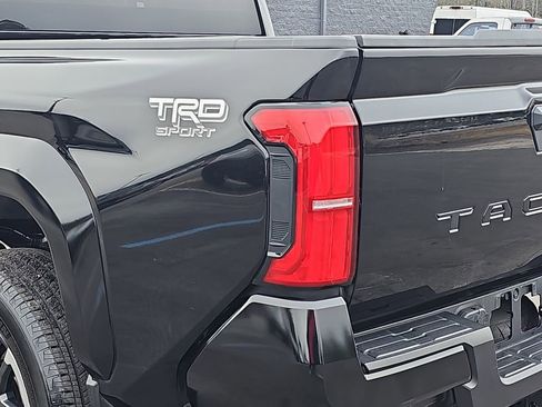 Used 2024 Toyota Tacoma TRD Sport image 36