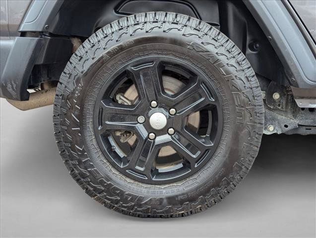 Used 2018 Jeep Wrangler Unlimited Sport S AWD/4WD image 23