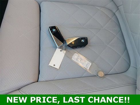 Used 2023 BMW X7 xDrive40i w/ Executive Package image 19