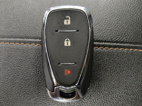 Used 2019 Chevrolet Traverse LT FWD image 32