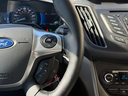 Used 2015 Ford C-MAX SE w/ Interior Protection Package FWD image 13