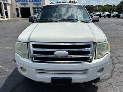 Used 2008 Ford Expedition EL XLT AWD/4WD image 3
