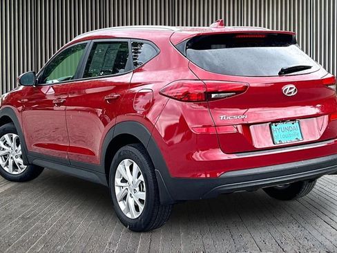 Used 2021 Hyundai Tucson Value FWD image 3