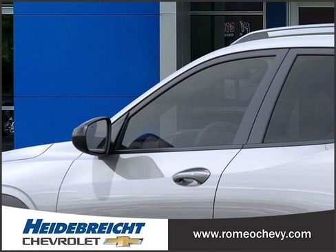 New 2025 Chevrolet Trax ACTIV w/ Driver Confidence Package image 13