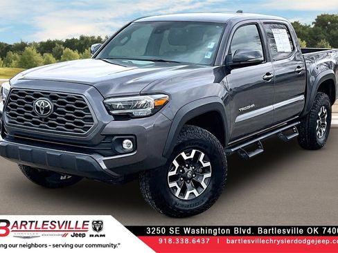 Used 2021 Toyota Tacoma TRD Off-Road w/ TRD Premium Off Road Package image 1