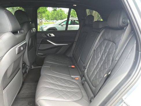 Used 2024 BMW X5 xDrive40i w/ Premium Package AWD/4WD image 35
