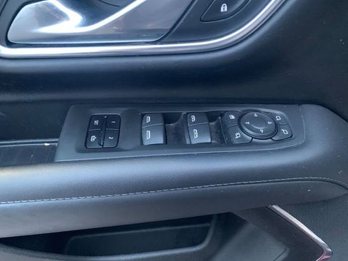 Used 2023 Chevrolet Tahoe Z71 w/ Luxury Package image 12