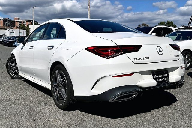 Certified 2022 Mercedes-Benz CLA 250 4MATIC image 3