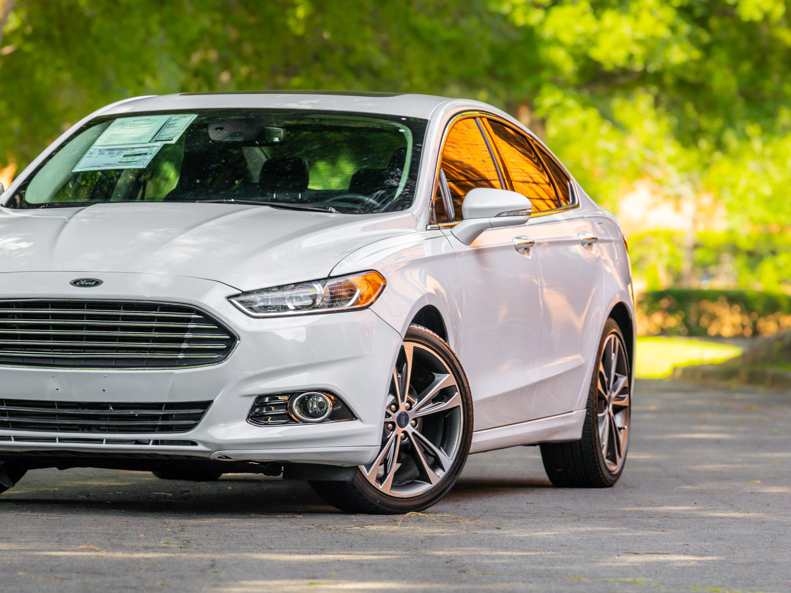 Used 2020 Ford Fusion Titanium FWD image 27