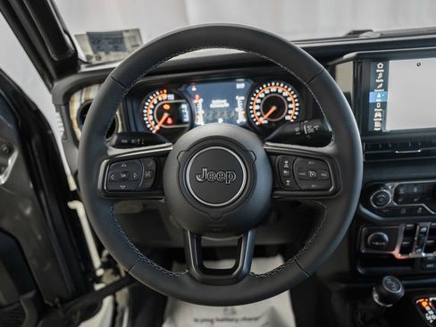New 2026 Jeep Gladiator Sport AWD/4WD image 30