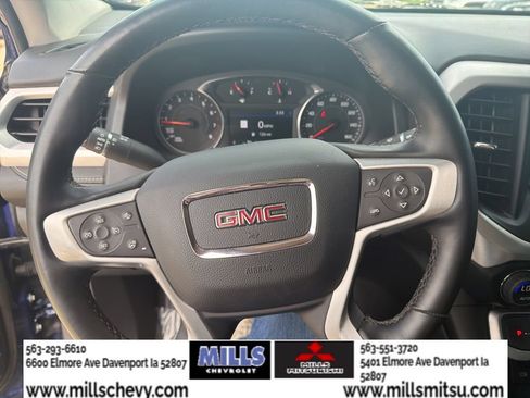 Used 2023 GMC Acadia SLT w/ Preferred Package FWD image 13