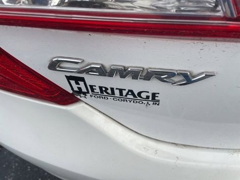 Used 2012 Toyota Camry SE image 7