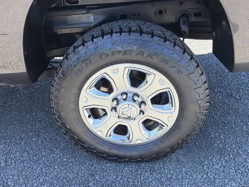 Used 2018 RAM 2500 Tradesman w/ Chrome Appearance Group AWD/4WD image 27