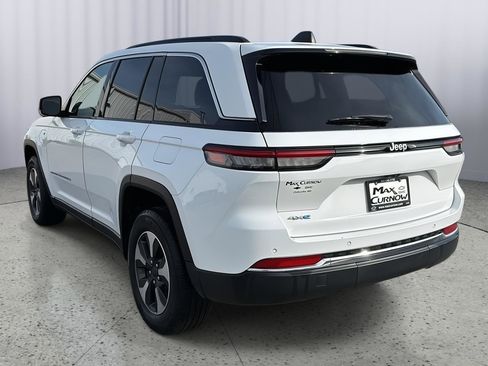 Used 2024 Jeep Grand Cherokee Limited 4xe image 3