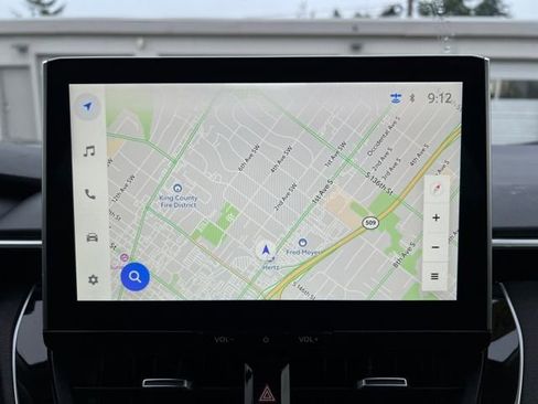 Used 2025 Toyota Corolla XLE image 24