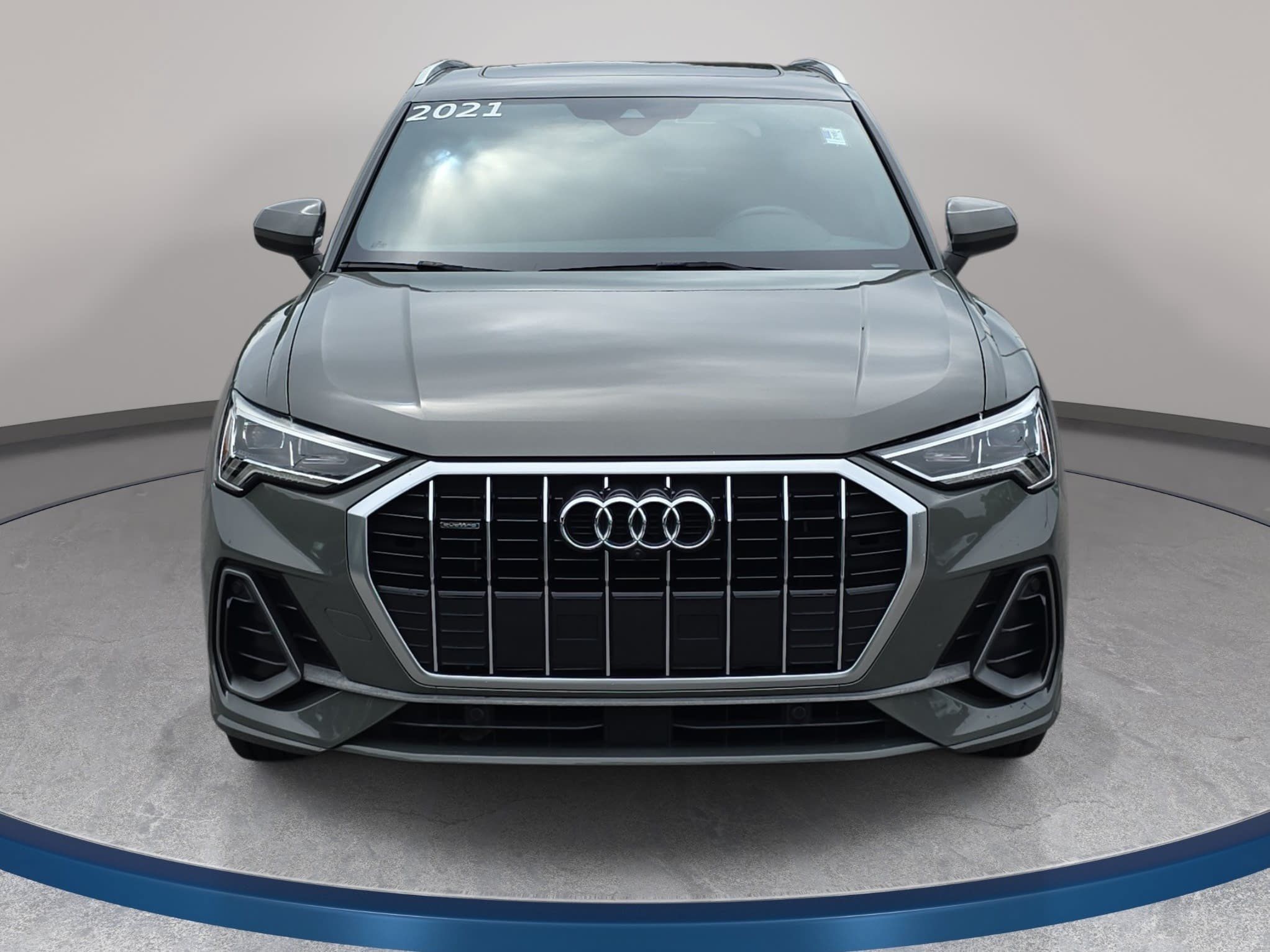 Used 2021 Audi Q3 2.0T Premium Plus w/ Premium Plus Package AWD/4WD image 2