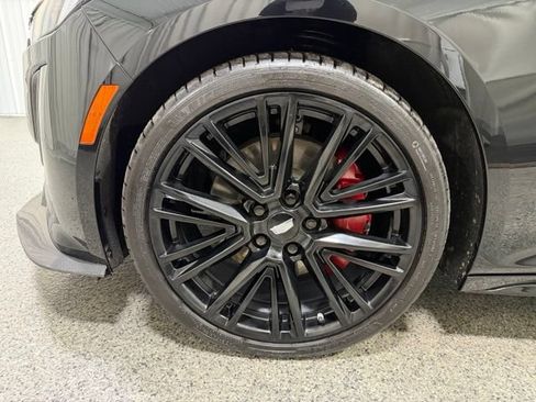 Used 2022 Cadillac CT5 V w/ LPO, ONYX Package AWD/4WD image 28