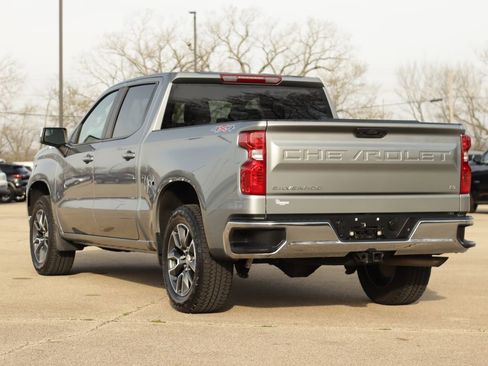 Used 2025 Chevrolet Silverado 1500 LT image 5