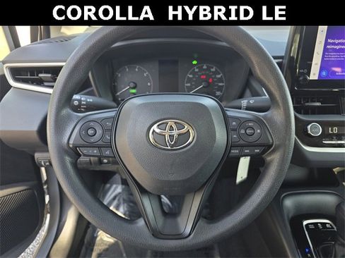 Used 2023 Toyota Corolla LE image 25