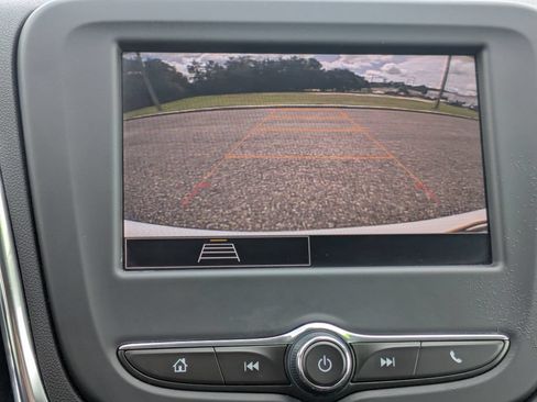 Used 2024 Chevrolet Equinox LT AWD/4WD image 19