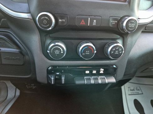 Used 2021 RAM 2500 Big Horn w/ Level 1 Equipment Group image 20