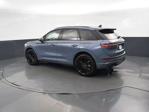 Used 2023 Lincoln Corsair Reserve w/ Equipment Group 201A image 4