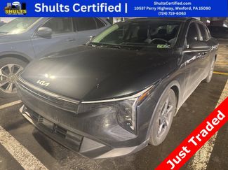 Used 2025 Kia K4 LXS video 1