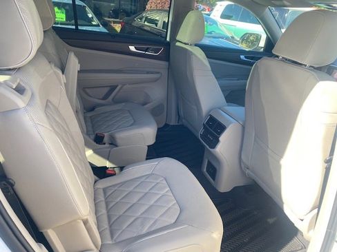 New 2026 Volkswagen Atlas SEL Premium R-Line image 11