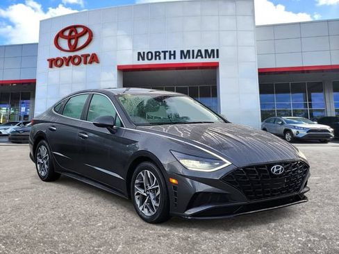 Used 2022 Hyundai Sonata SEL w/ Convenience Package FWD image 1