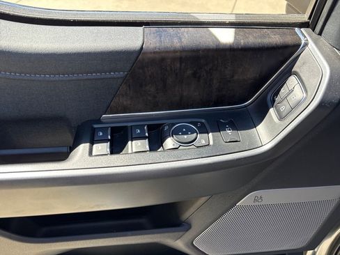 Used 2025 Ford F350 Lariat w/ Lariat Ultimate Package image 16