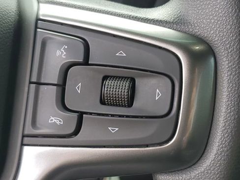 Used 2022 Chevrolet Silverado 1500 Custom Trail Boss w/ Safety Confidence Package AWD/4WD image 11