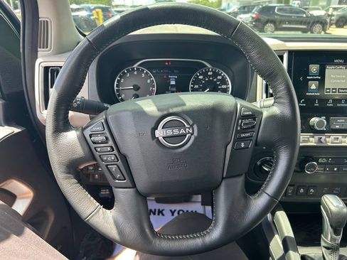 Used 2025 Nissan Frontier SV w/ SV Convenience Package AWD/4WD image 22