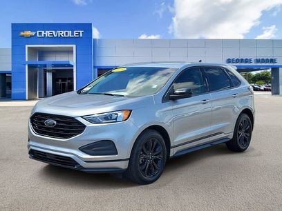 Used 2023 Ford Edge SE w/ Black Appearance Package