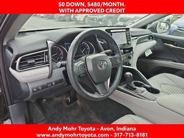 Used 2024 Toyota Camry SE w/ Convenience Package FWD image 9