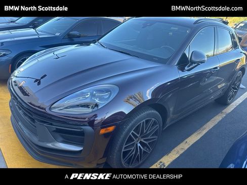 Used 2023 Porsche Macan Turbo AWD/4WD image 1