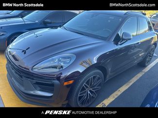 Used 2023 Porsche Macan Turbo AWD/4WD video 1